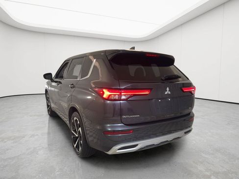 Used 2024 Mitsubishi Outlander SE AWD/4WD image 25