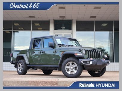 Used 2023 Jeep Gladiator Sport