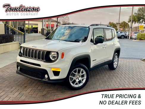Used 2022 Jeep Renegade Latitude image 1
