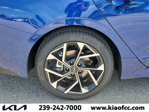 New 2026 Kia K5 EX FWD image 9