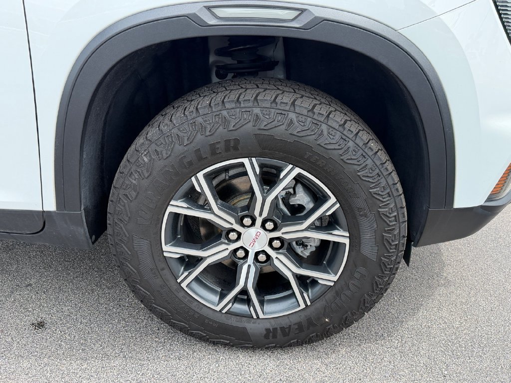 Used 2026 GMC Acadia AT4 AWD/4WD image 21