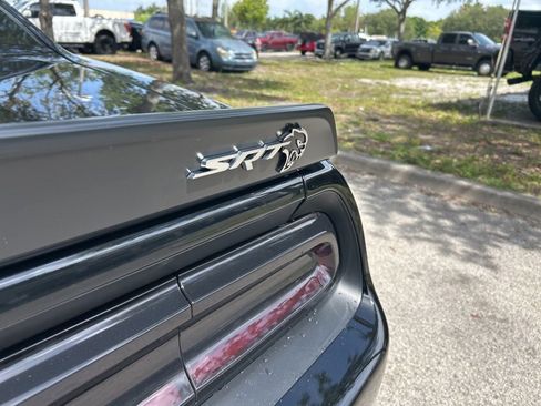 Used 2023 Dodge Challenger SRT Hellcat RWD image 21