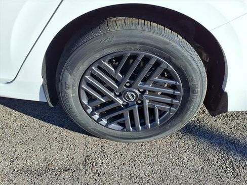 New 2026 Nissan Sentra SV w/ SV Convenience Package image 4