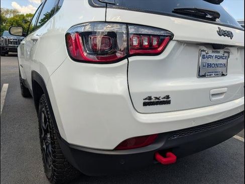 Used 2024 Jeep Compass Trailhawk image 19