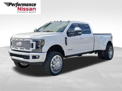 Used 2017 Ford F350 Lariat w/ Lariat Ultimate Package