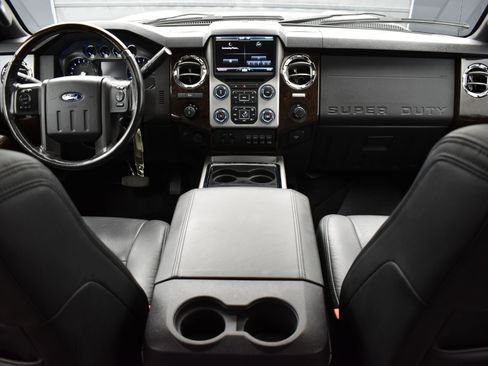 Used 2016 Ford F350 Platinum image 14