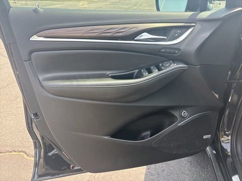 Used 2023 Buick Enclave Avenir w/ Avenir Technology Package image 9