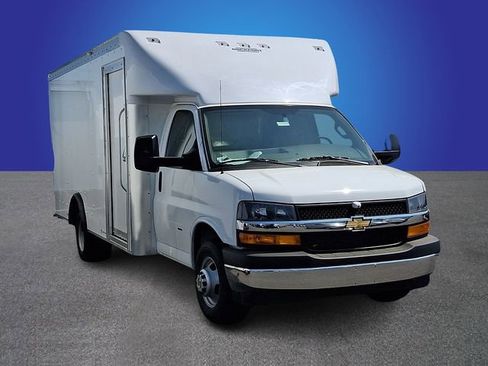 New 2026 Chevrolet Express 3500 w/ Power Convenience Package RWD image 2