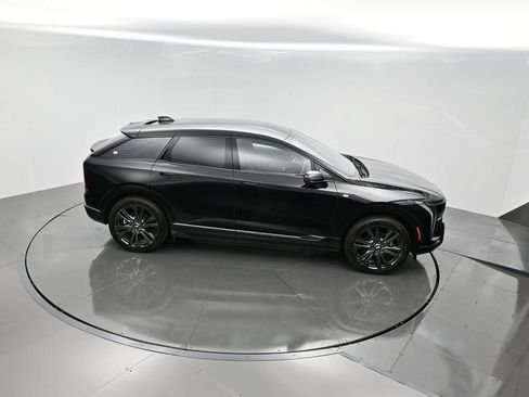 New 2027 Cadillac Optiq Premium Sport w/ LPO, Floor Liner Package AWD/4WD image 47