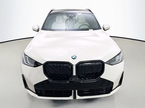 New 2026 BMW X3 xDrive30i w/ Premium Package AWD/4WD image 2