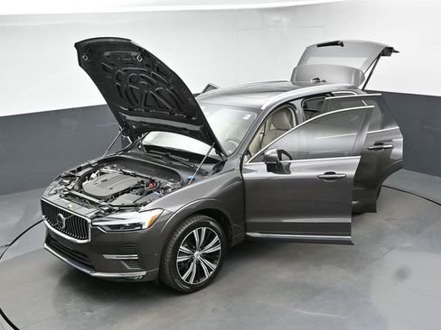 Used 2023 Volvo XC60 B5 Plus w/ Protection Package AWD/4WD image 47