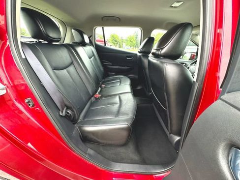 Used 2015 Nissan Leaf FWD image 27