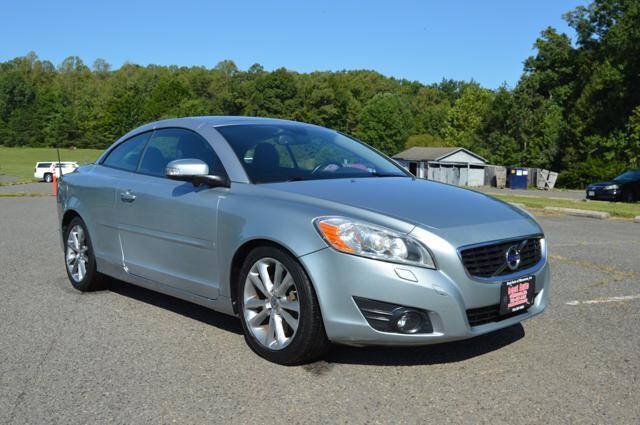 Used 2011 Volvo C70 T5 w/ Convenience Pkg FWD image 3