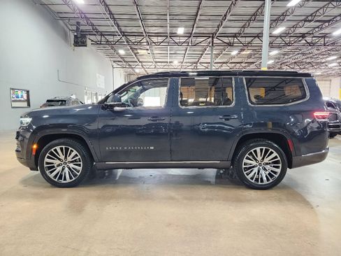 Used 2022 Jeep Grand Wagoneer Series III AWD/4WD image 7