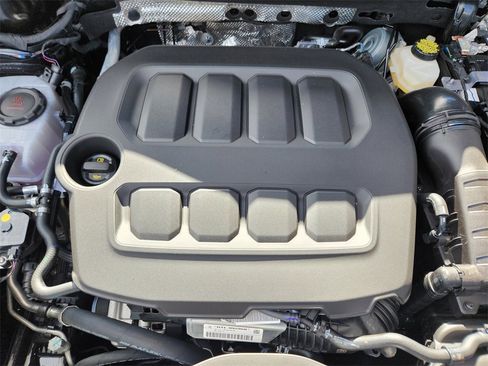 New 2026 Volkswagen Tiguan SE image 31