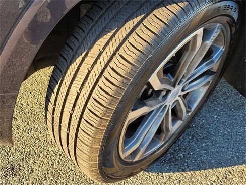 Used 2019 GMC Terrain Denali w/ Advanced Safety Package image 21