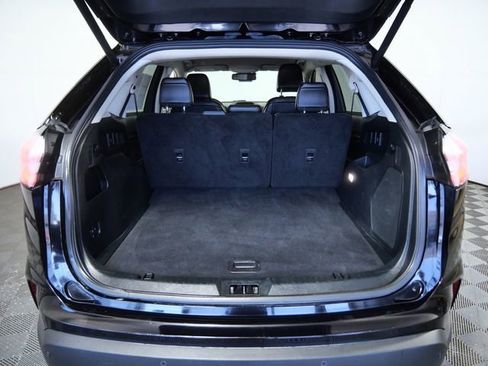 Certified 2023 Ford Edge Titanium AWD/4WD image 10