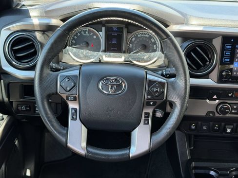 Used 2019 Toyota Tacoma Limited RWD image 11