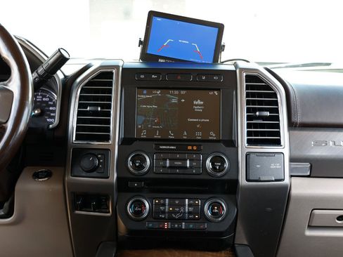 Used 2018 Ford F350 Limited AWD/4WD image 38