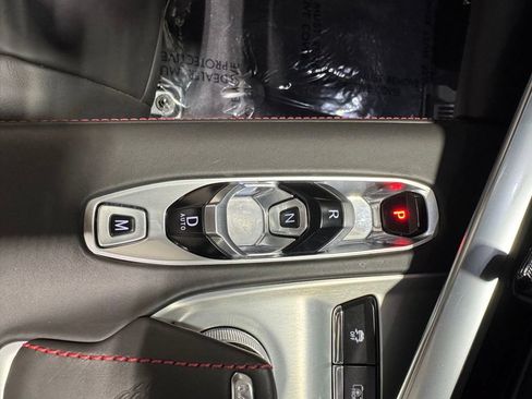 Used 2022 Chevrolet Corvette Stingray Premium Conv w/ Z51 Performance Package RWD image 25