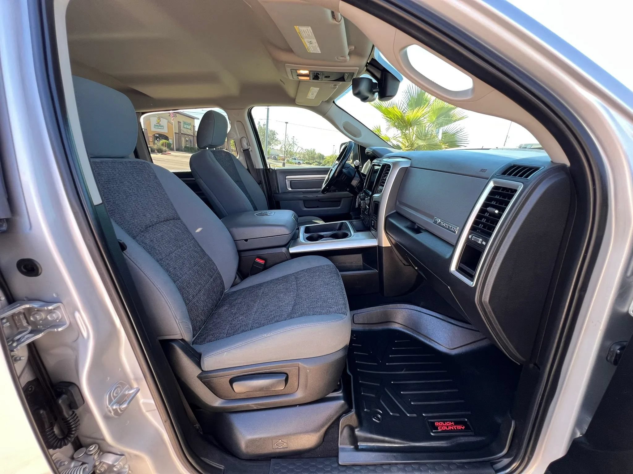 Used 2018 RAM 2500 Big Horn AWD/4WD image 25