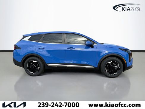 New 2026 Kia Sportage EX FWD image 6