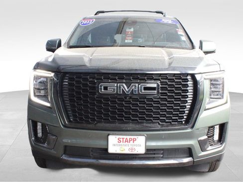 Used 2023 GMC Yukon Denali Ultimate w/ LPO, Floor Liner Package AWD/4WD image 10