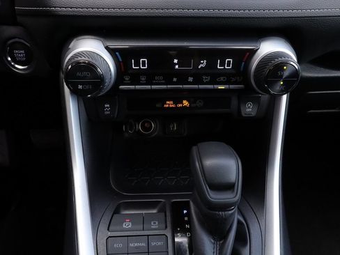 Certified 2025 Toyota RAV4 XLE AWD/4WD image 37