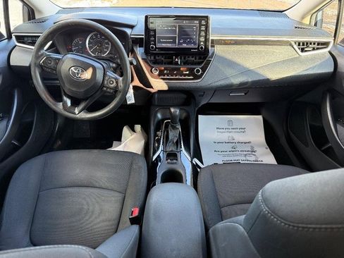 Used 2021 Toyota Corolla LE w/ Carpet Mat Package (TMS) image 13