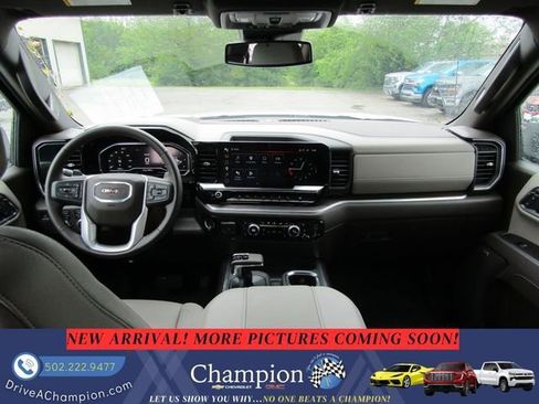 Used 2025 GMC Sierra 1500 SLT w/ SLT Premium Plus Package AWD/4WD image 13