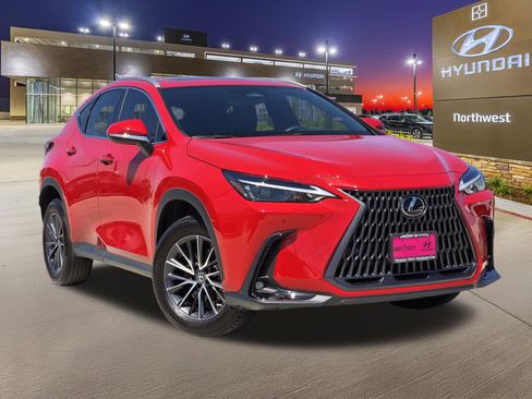 Used 2022 Lexus NX 350 AWD image 3