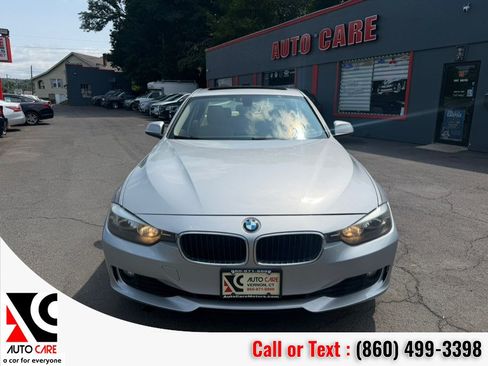 Used 2013 BMW 328i xDrive Sedan AWD/4WD image 2