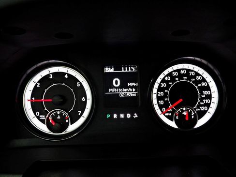 Used 2018 RAM 1500 Tradesman RWD image 19