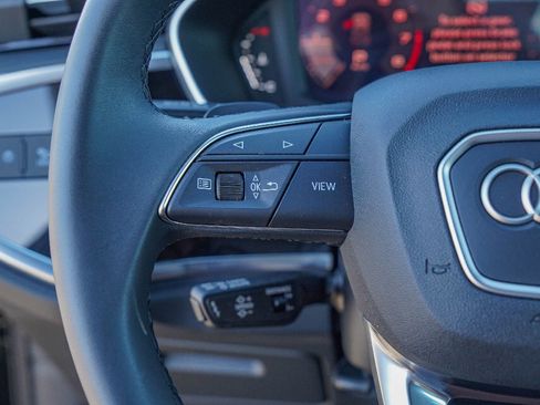 Certified 2025 Audi Q3 2.0T Premium w/ Convenience Package image 11