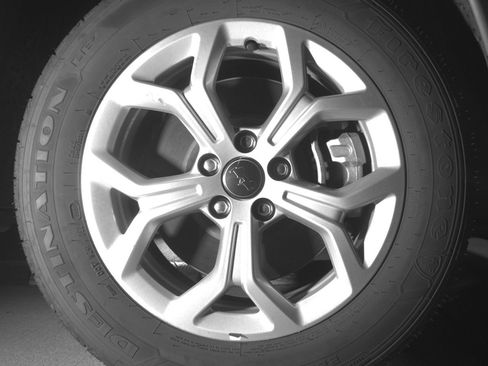 Used 2025 Jeep Compass Latitude image 13