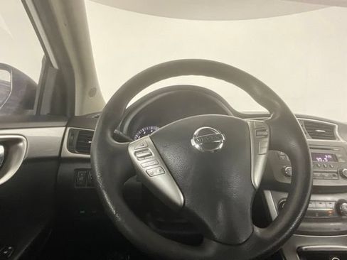Used 2014 Nissan Sentra SR FWD image 19