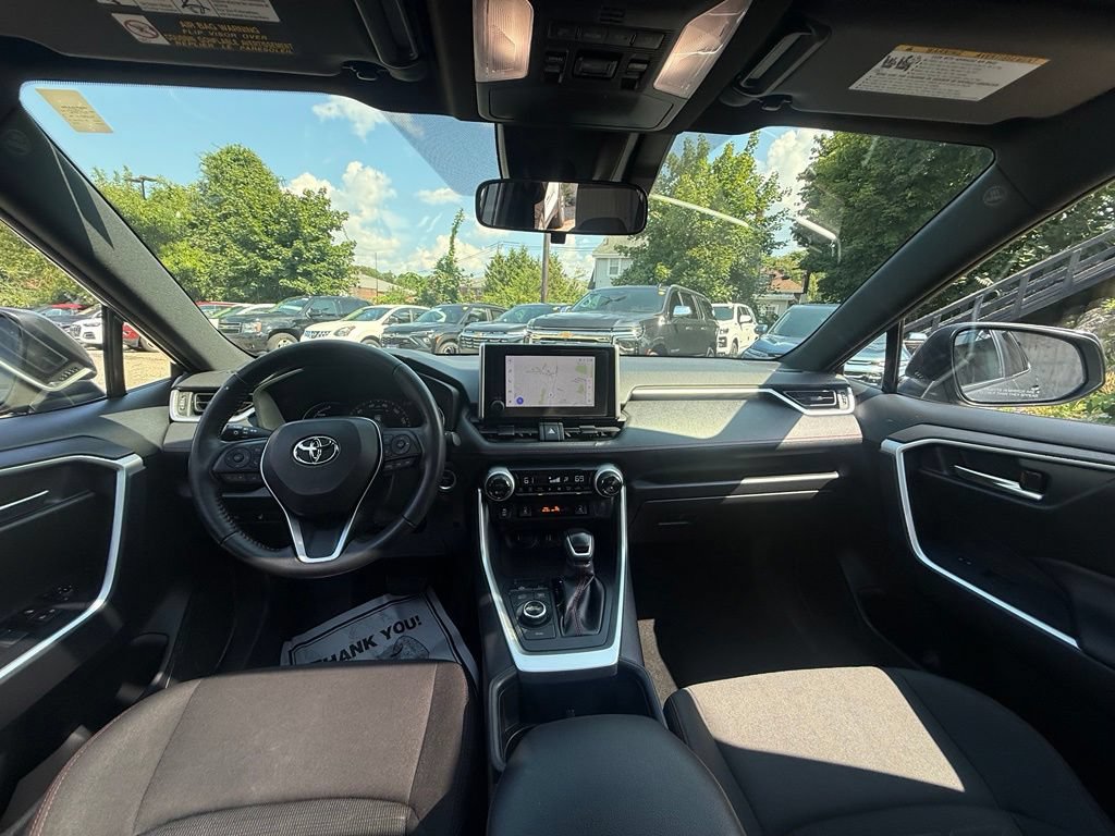 Used 2024 Toyota RAV4 SE w/ Weather & Moonroof Package AWD/4WD image 25