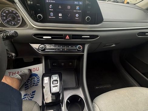 Used 2021 Hyundai Sonata SE w/ Cargo Package FWD image 18
