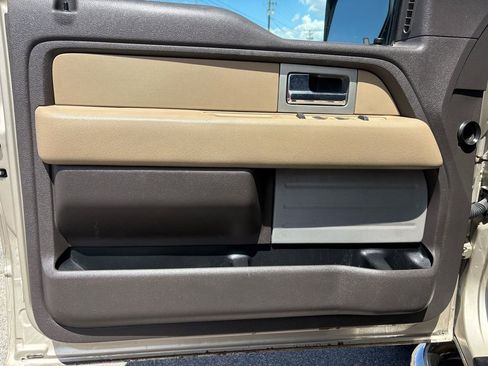 Used 2010 Ford F150 XLT AWD/4WD image 12