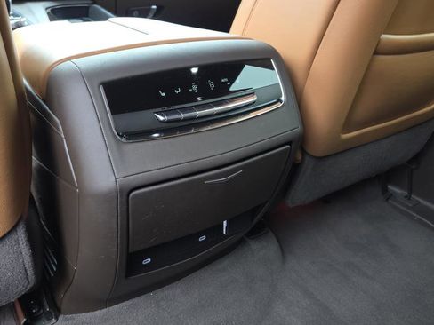 Certified 2022 Cadillac Escalade Sport w/ Touring Package image 23