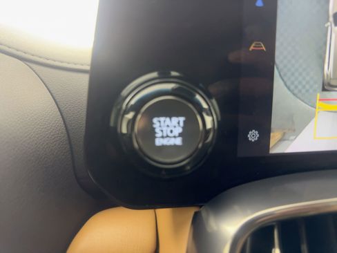 Used 2023 Lexus LX 600 4WD w/ Luxury Package image 21