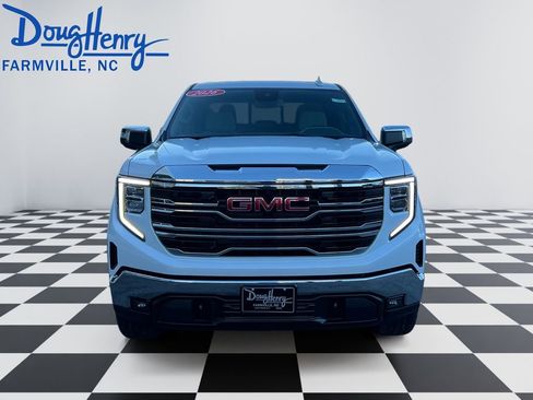 New 2026 GMC Sierra 1500 SLT w/ SLT Convenience Package image 8