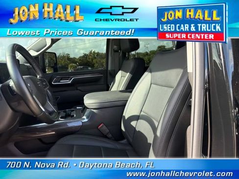 Used 2026 Chevrolet Silverado 2500 LTZ w/ LTZ Plus Package AWD/4WD image 17