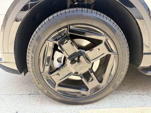 Used 2027 Kia Telluride EX X-Line w/ Towing Package AWD/4WD image 9