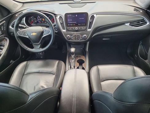 Used 2024 Chevrolet Malibu LT FWD image 10