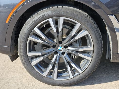 Used 2020 BMW X7 xDrive40i w/ Premium Package image 13