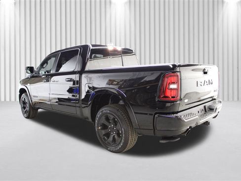 New 2026 RAM 1500 4x4 Crew Cab image 5