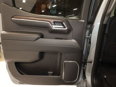 Used 2024 GMC Sierra 1500 SLT w/ SLT Premium Plus Package image 21