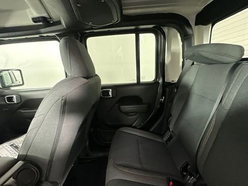 New 2026 Jeep Gladiator Willys image 14