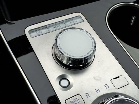 Used 2025 Genesis GV80 2.5T Standard image 12